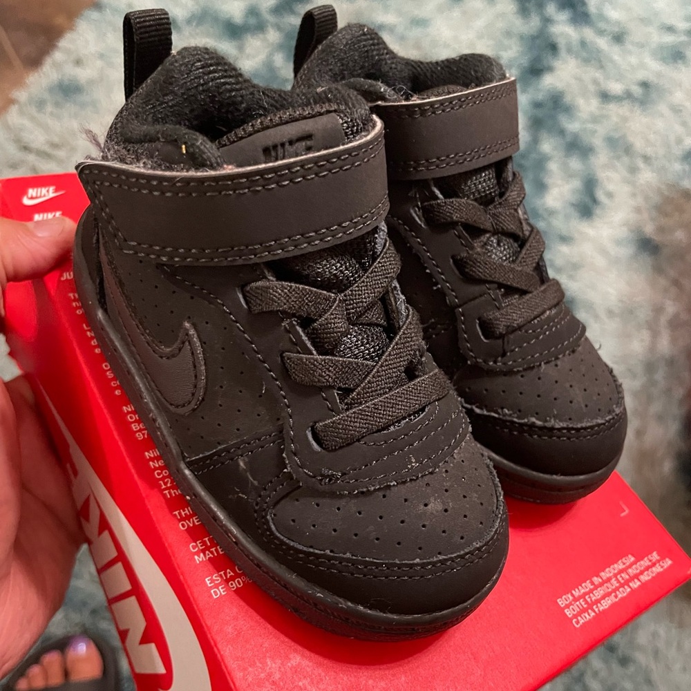 Nike toddler shoe